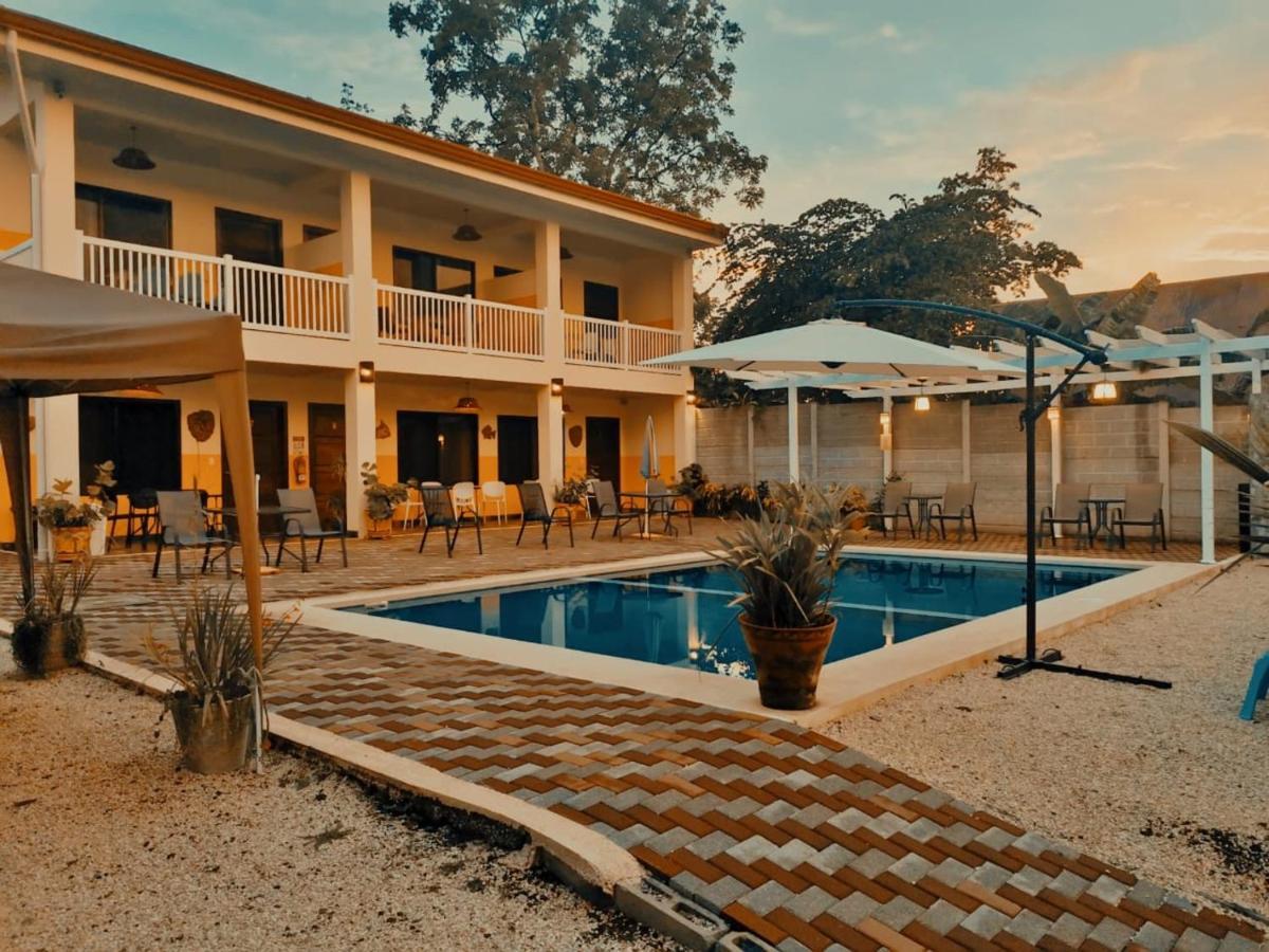 Cabinas El Colibri Каррильо Экстерьер фото