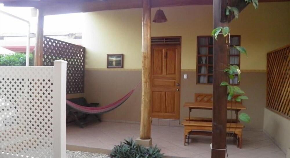 Cabinas El Colibri Каррильо Экстерьер фото